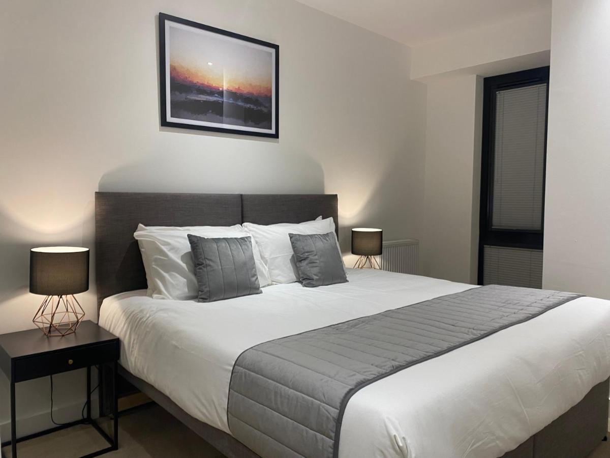 Roomotel - Broadoaks Apartments Σόλιχαλ Εξωτερικό φωτογραφία