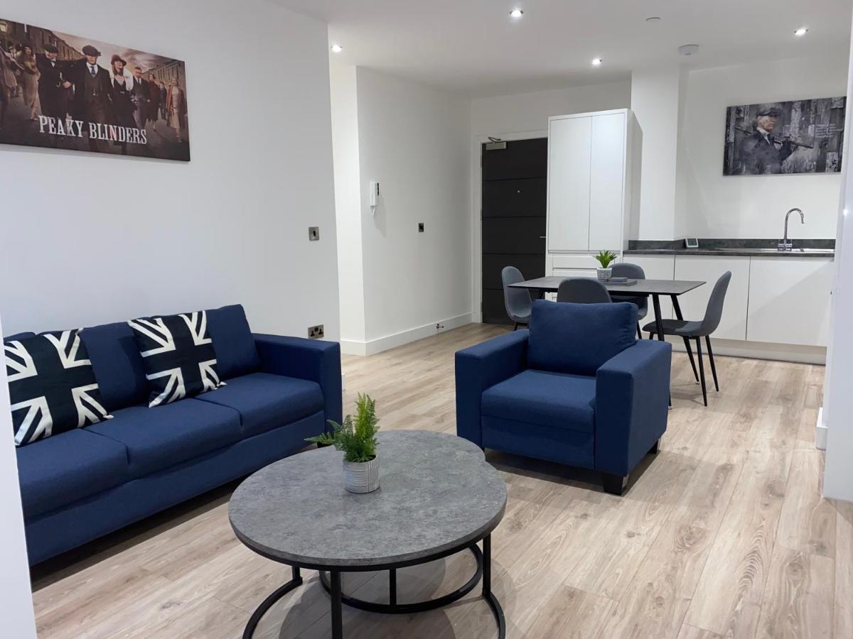 Roomotel - Broadoaks Apartments Σόλιχαλ Εξωτερικό φωτογραφία