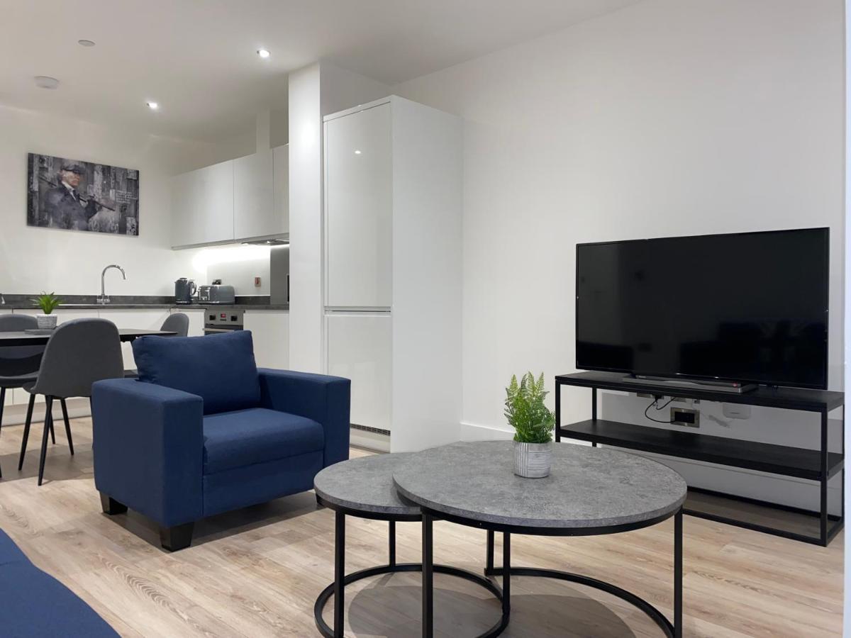Roomotel - Broadoaks Apartments Σόλιχαλ Εξωτερικό φωτογραφία